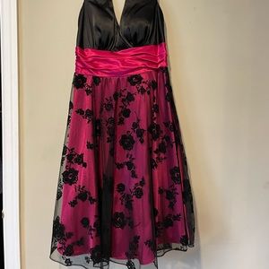 Betsy & Adam by Linda Burnell hot pink and black Cocktail Dress